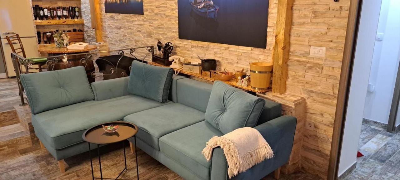 Apartment Fiora Kaštela المظهر الخارجي الصورة