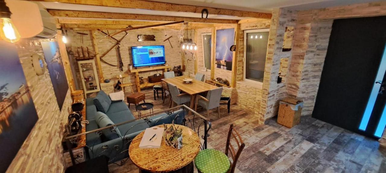 Apartment Fiora Kaštela المظهر الخارجي الصورة